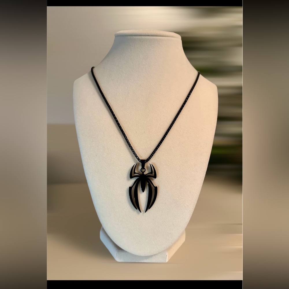 Spider Pendant Necklace Black Stainless Steel Brand New Spider-Man Inspi…